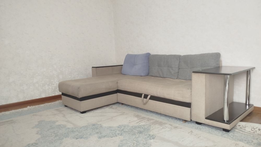 Продам угловой диван