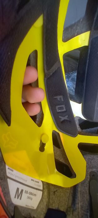 Vând cască fox speedframe