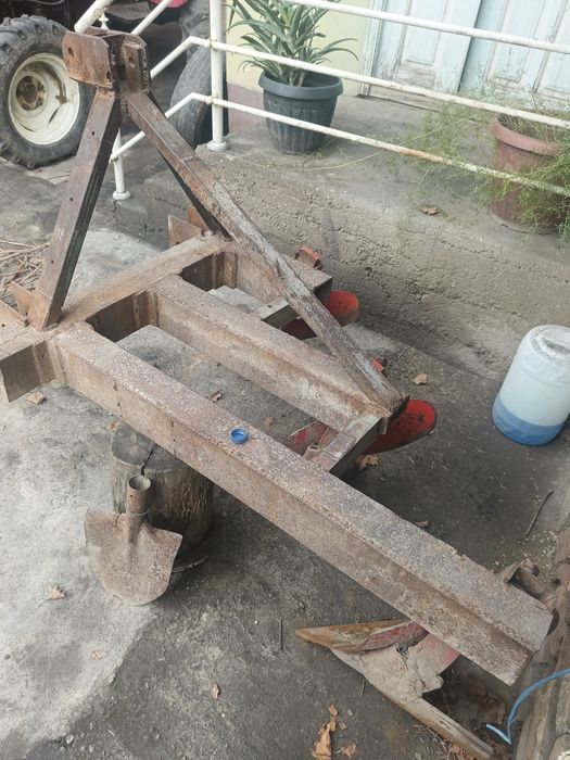 Mini traktor sotiladi DW354