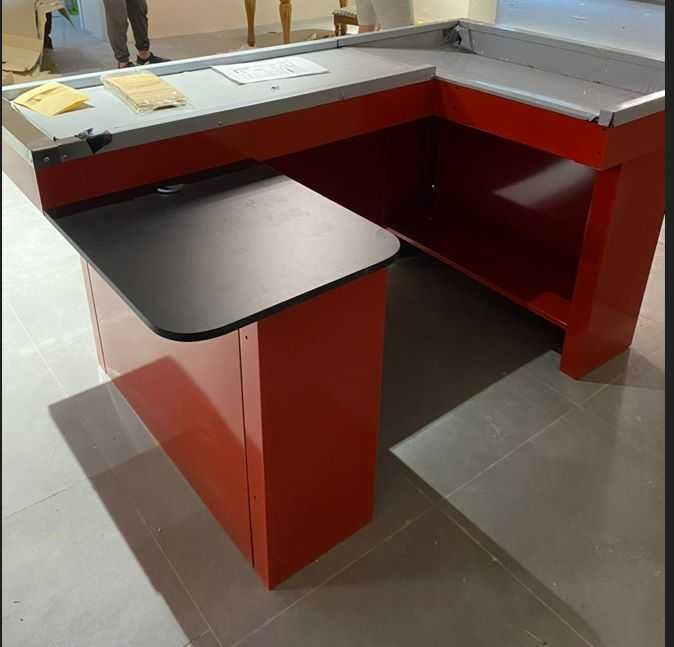 Корзины покупательские для магазинов Кассовая зона кондитерский стелаж