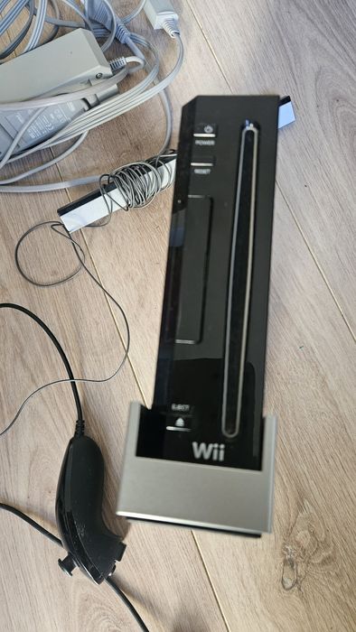 Nintendo  Wii с контролери