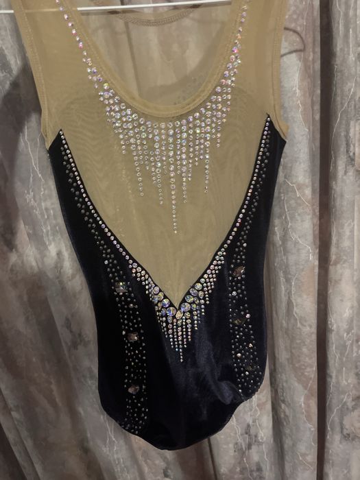 Трика за художествена гимнастика 146-152