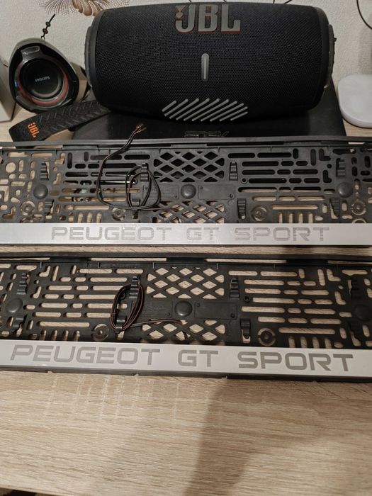 Светещи табели за кола