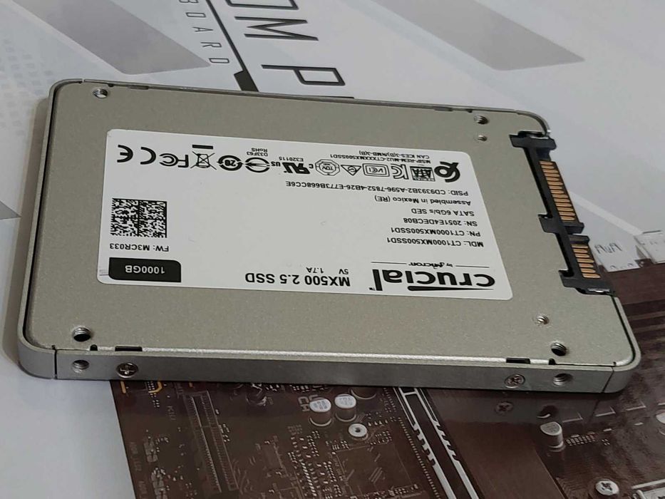 1TB Sata SSD Crucial MX500