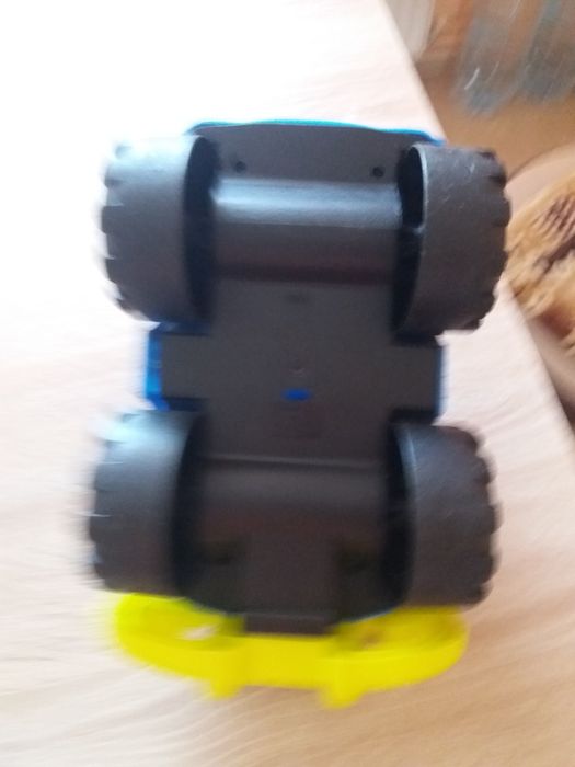 Masinuta Jeep,pentru copii,de plastic.Pret.20 lei.