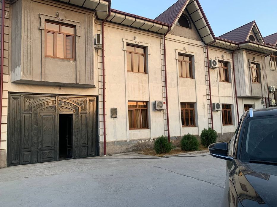 Аренда участка 10 ком 6соток торговый центр АРК БУЛОК.