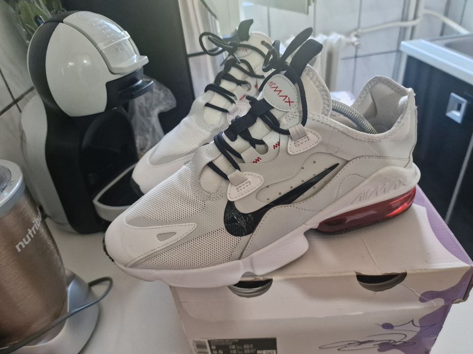 Nike Infinity  Air Max marimea 42 impecabili