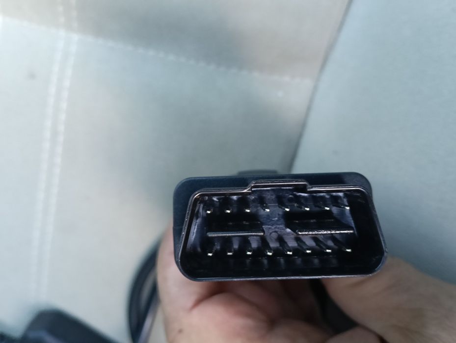 Vând tester auto