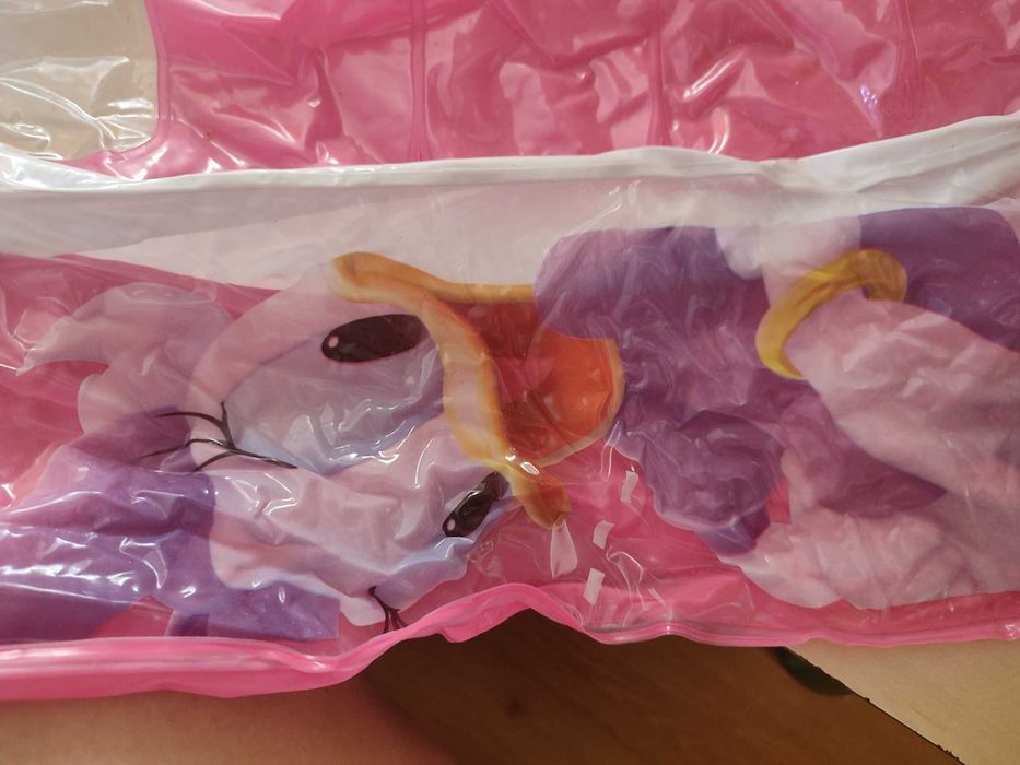 лодка за плуване на Дисни