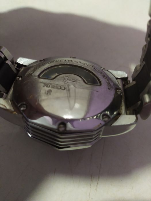Швейцарски часовник Corum автомат