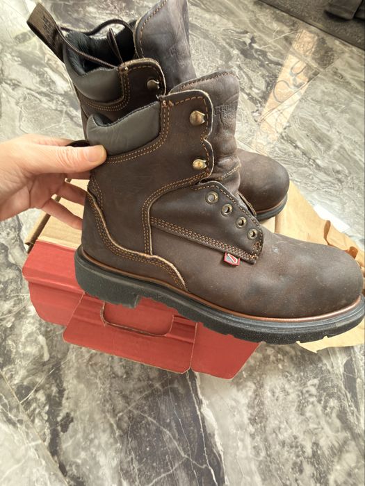 Продам спец ботинки от RED WING