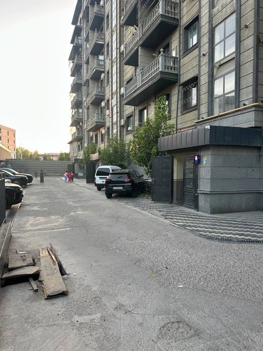 Квартира 4комнатная  Алгоритм ор-р Миллион кафе Учтепа район 31 своя