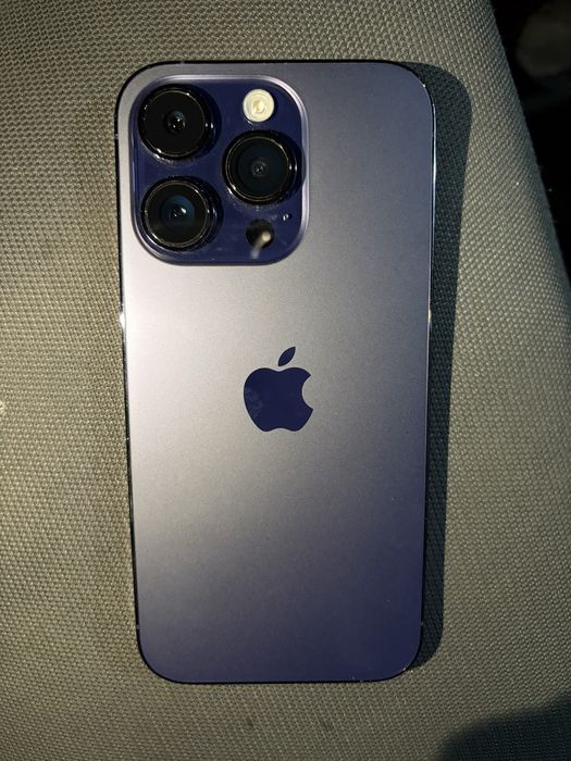 iPhone 14 Pro — Deep Purple