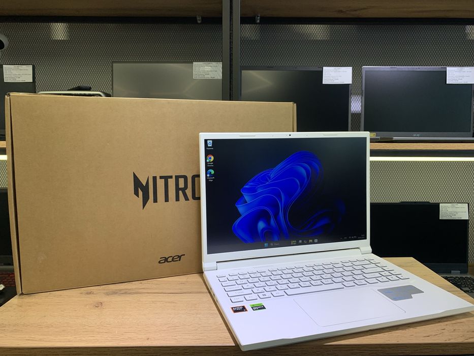 Acer Nitro V14, AMD Ryzen 7 8845HS/32GB/RTX4050/SSD1TB, 1328/A10