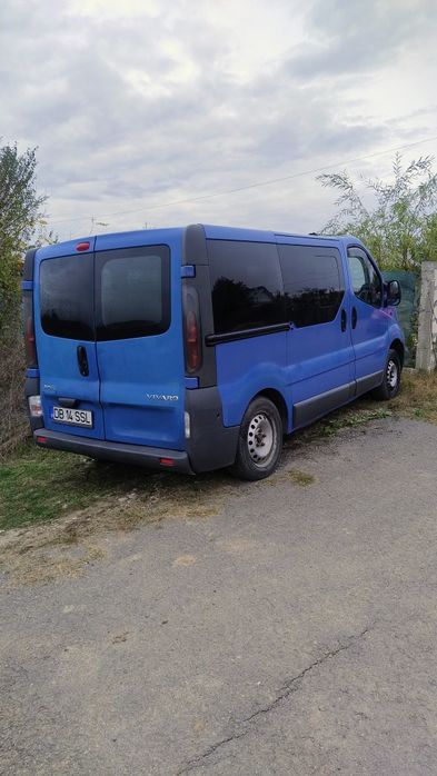 Opel vivaro 1.9 8+1