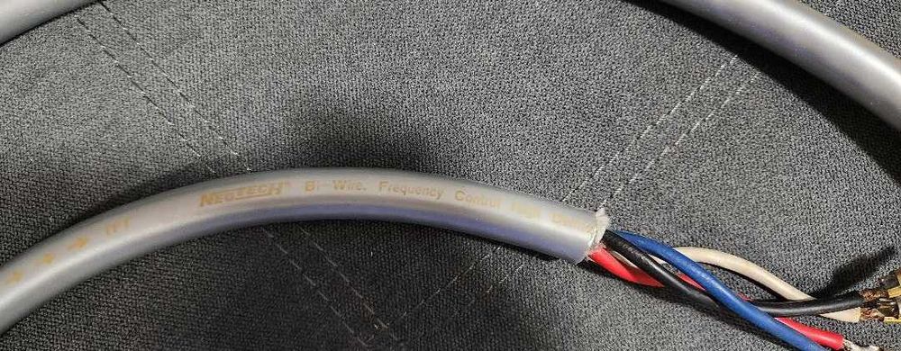 Cablu boxe bi-wiring Neotech NS-1456