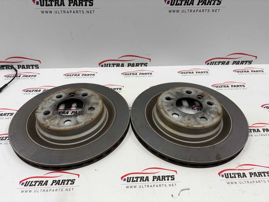 Предни Дискове С Накладки За БМВ 1 Ф70 2 Ф74 У06 Х1 У11 6891080 8837151 BMW 1 F70 2 F74 U06 X1 U11