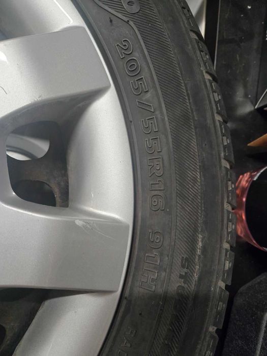 Зимни гуми с джанти и тасове Hankook 205 55 R16 - 4 броя