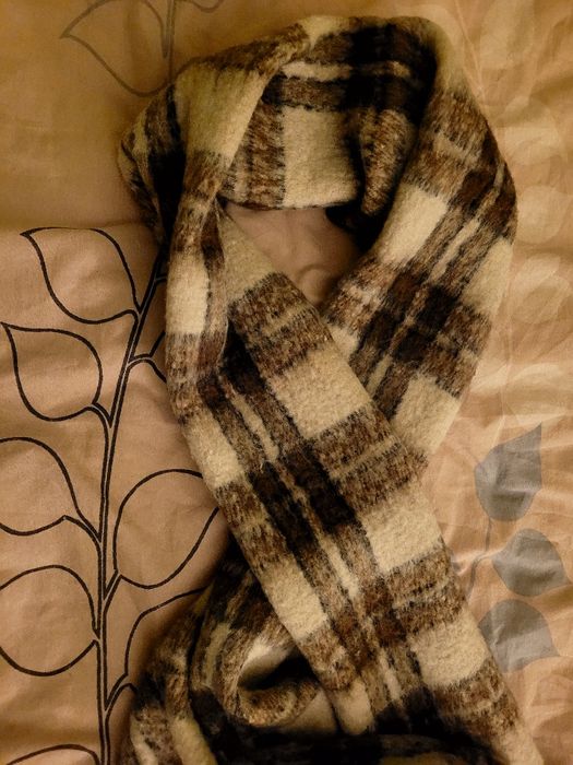 Топъл шал за зимният сезон