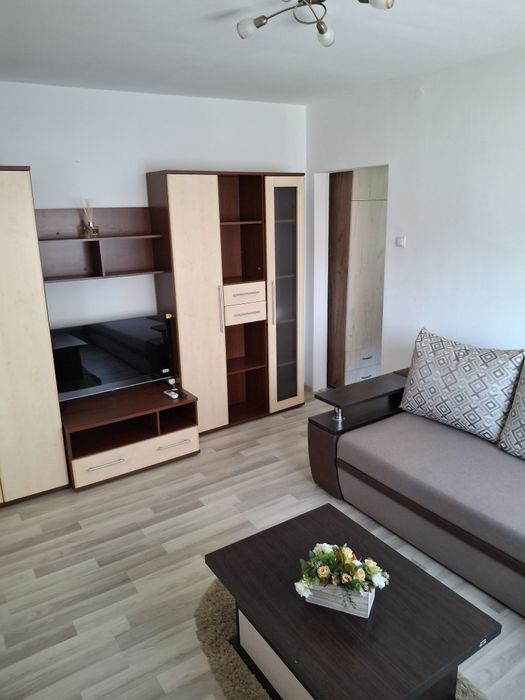 Inchiriez apartament 2 camere -LUPTEI