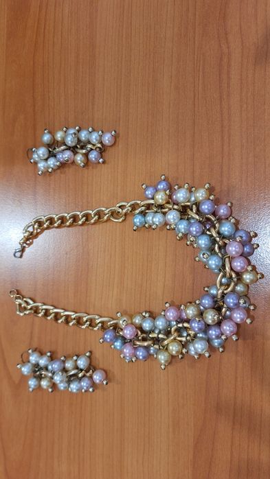 Комплект колие и обеци