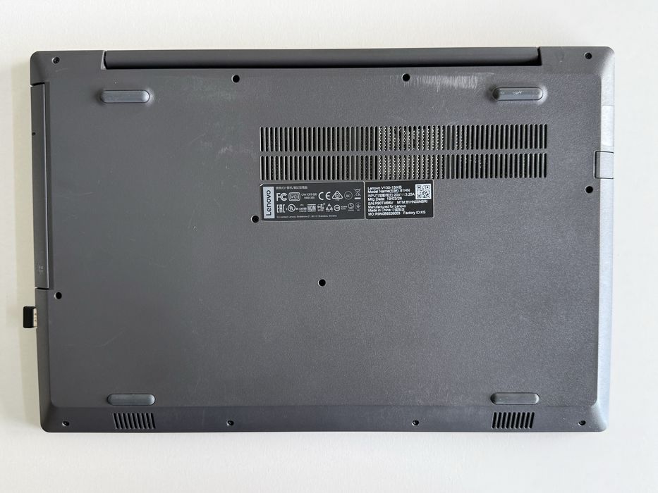 Laptop Lenovo V130-15IKB, intel i5 7200, 2.5Ghz