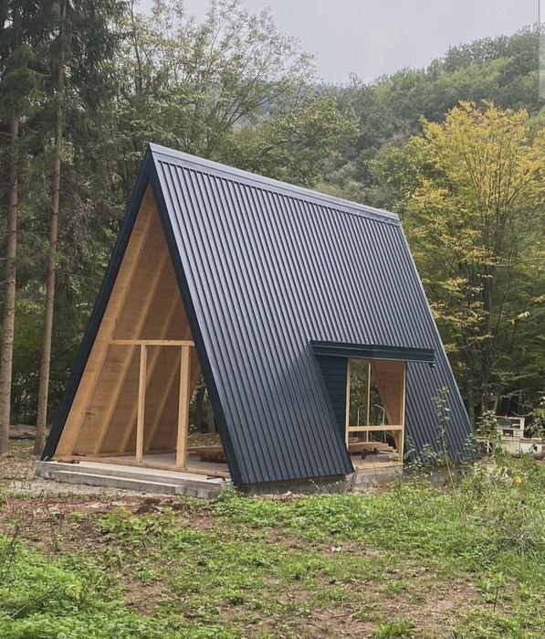 Vindem cabane tip A-frame