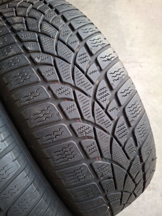 2 Anvelopele de iarnă 215 60 r17C Dunlop
