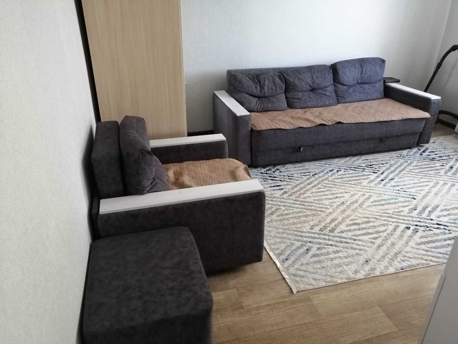 Продам мебельный комплект