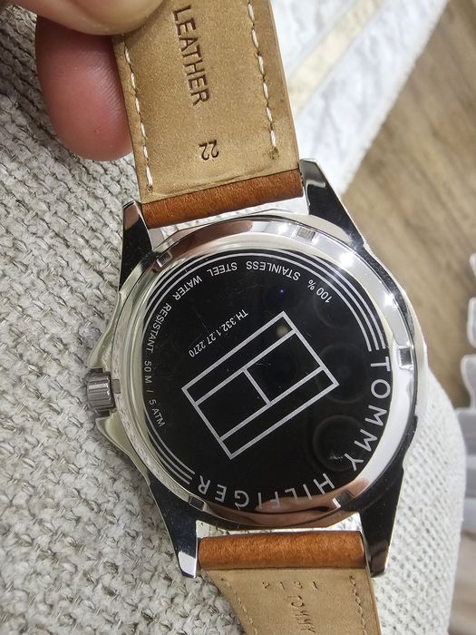 Tommy Hilfiger — оригинал, мультифункция, кожаный ремень