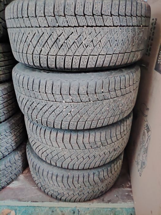 Титановые диски с резиной.