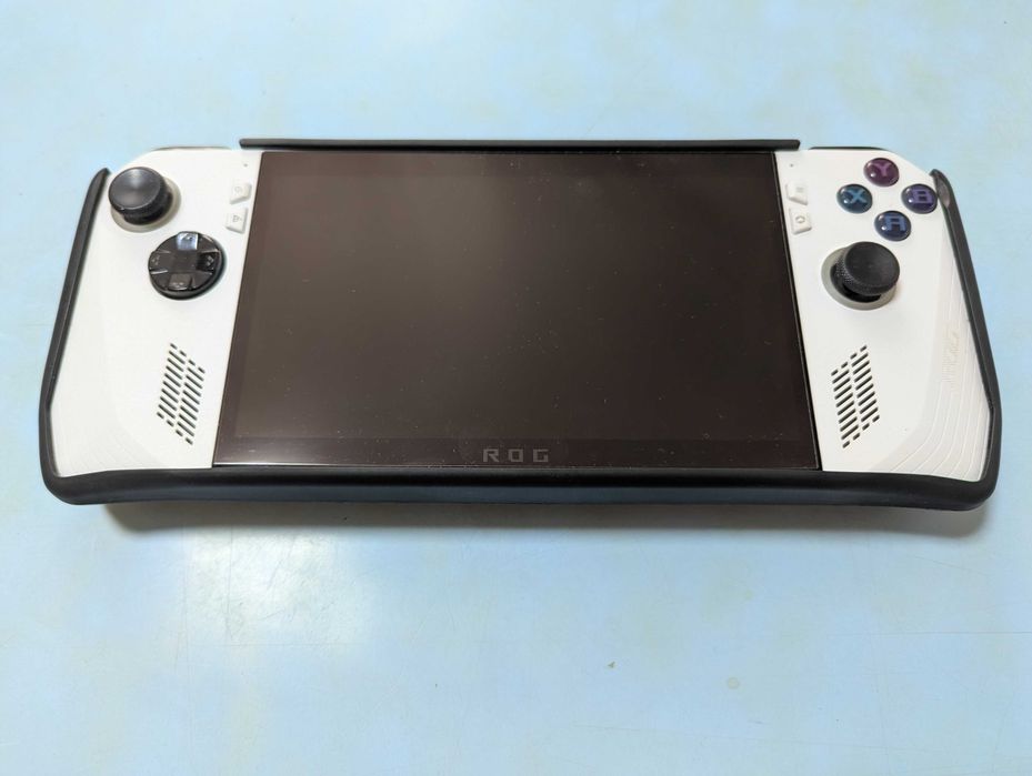 ASUS ROG Ally Z1 Extreme