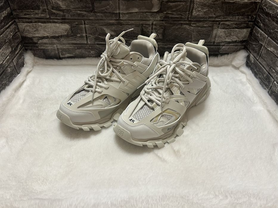 Balenciaga Track