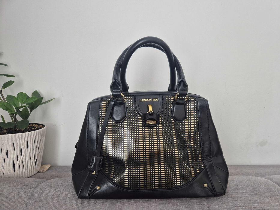 Дамска раница в бяло & дамска чанта London Fog в черно и златисто