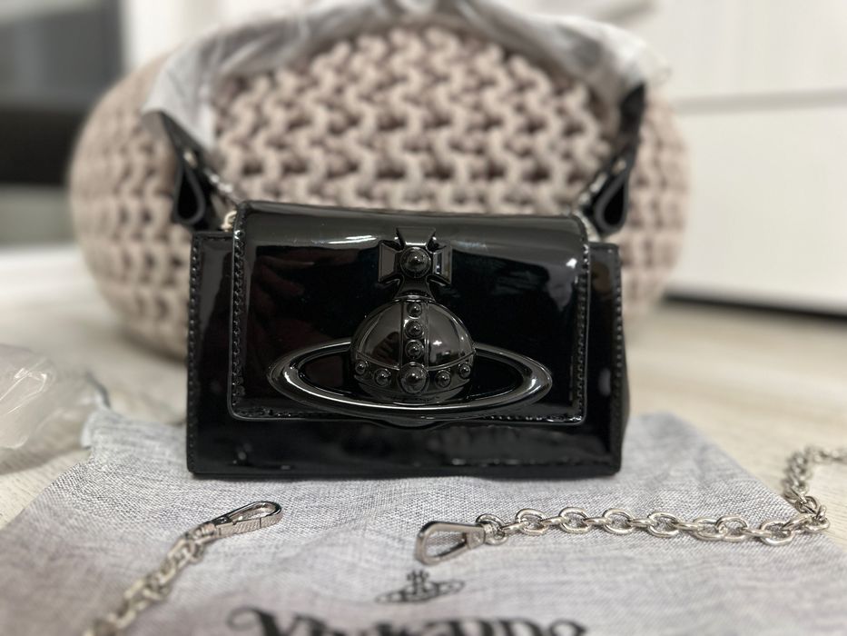 Geanta Vivienne Westwood small Hazel piele noua