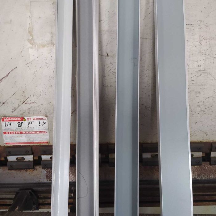 Профиль для монтажа проф настила, сэндвич панелей и т.д