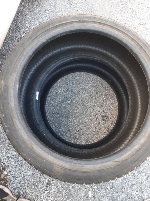 2бр зимни гуми Dunlop 225/40/18
