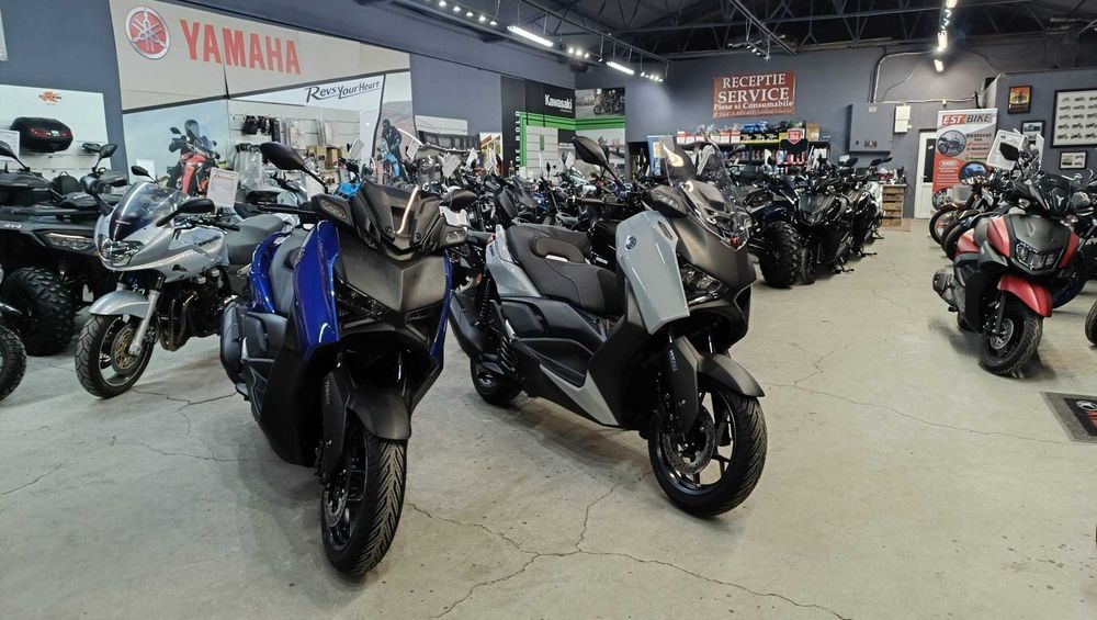 Yamaha X-Max 125 se conduce cu B125 -Yamaha Constanta by EST BIKE