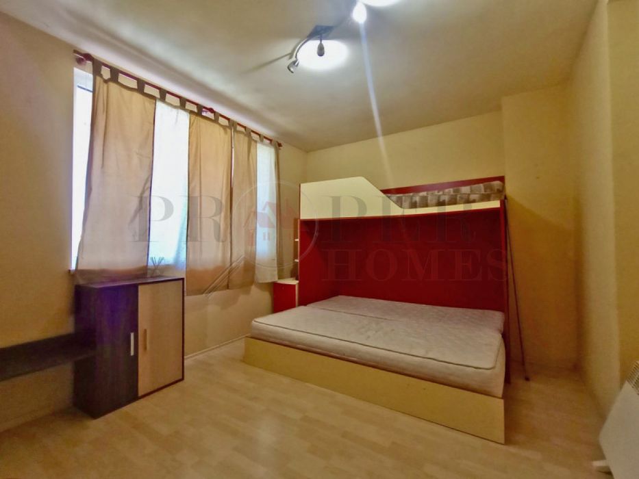 Продава се Двустаен апартамент в Велико Търново, Колю Фичето - 50 кв.м за 1570 €/кв.м - Снимка #3