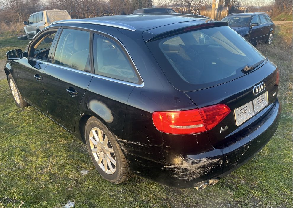 Audi A4 2.0 177 Feis CJC на части