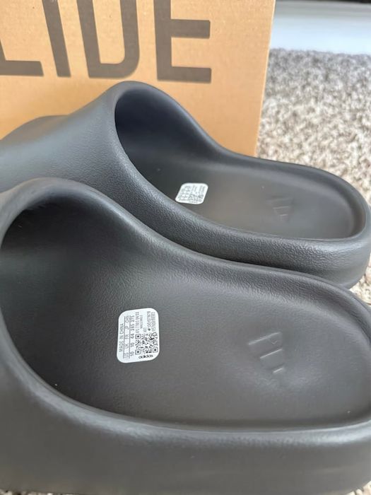 Yeezy Slides Adidas Onyx - нови