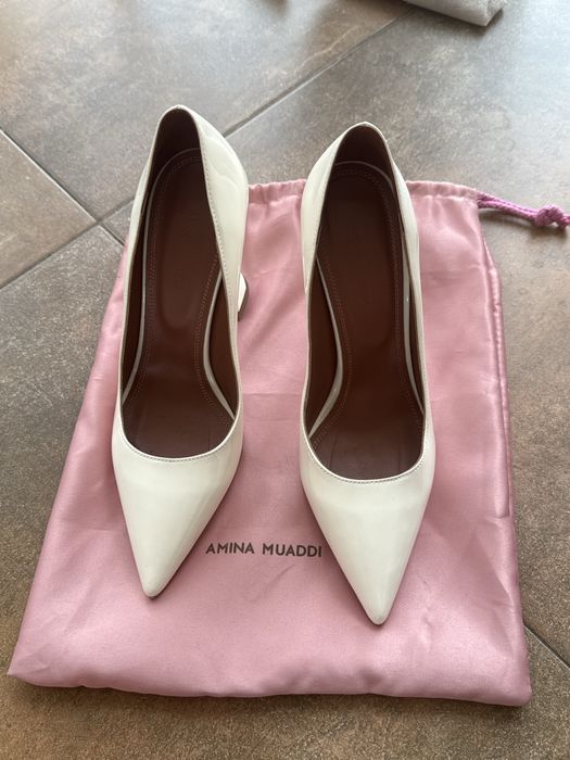 Amina Muaddi обувки