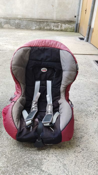 Продавам две детски столчета за автомобил евтино договорка