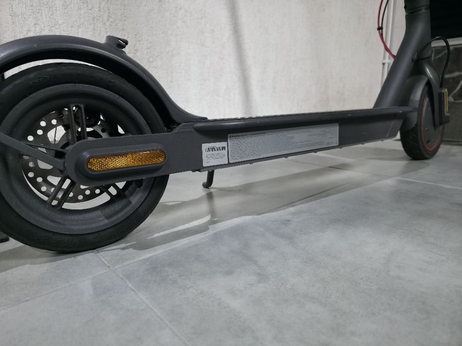 Trotineta electrica Xiaomi Mi Electric Scooter Pro 2