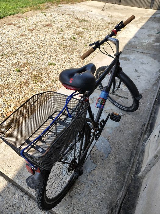 Vând bicicleta BMX