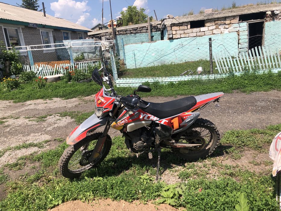 Продам мотоцикл 300