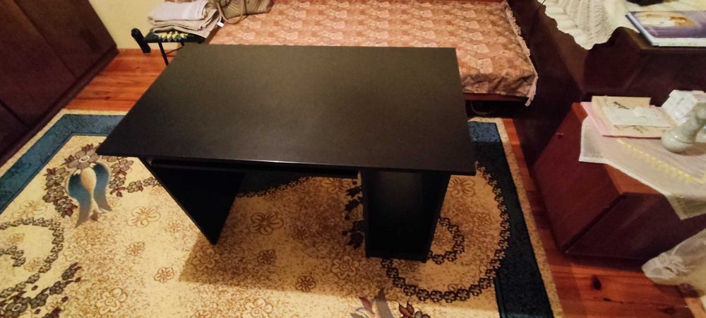 Бюро за офис или детска стая