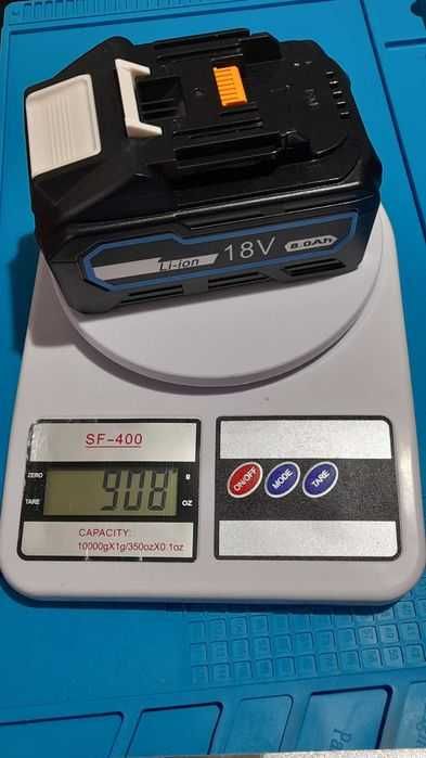 Продаётся аккумулятор макита и фонари