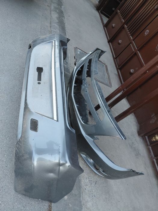 Бампер кобальт в хорошем состоянии