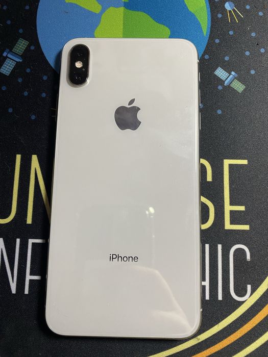 Продам IPhone XS Max обмен не предлагать